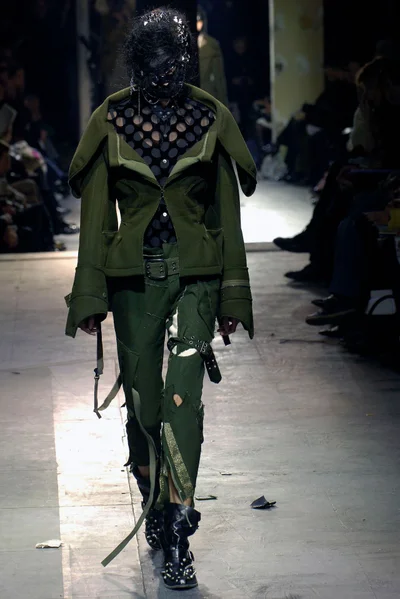 Look 33